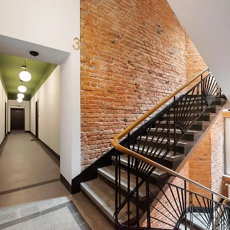 Old Praga Garden * وارسو